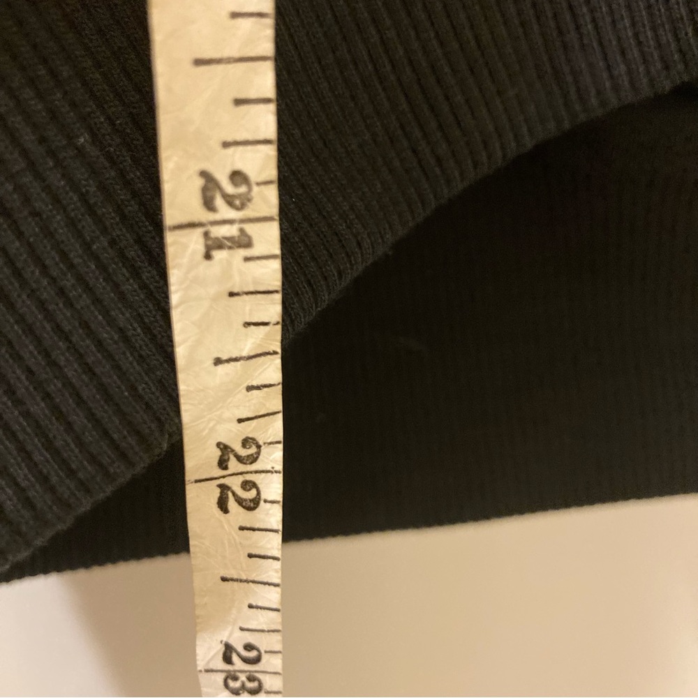 Lululemon Oh So Sherpa Black Half Zip - Picture 9 of 9